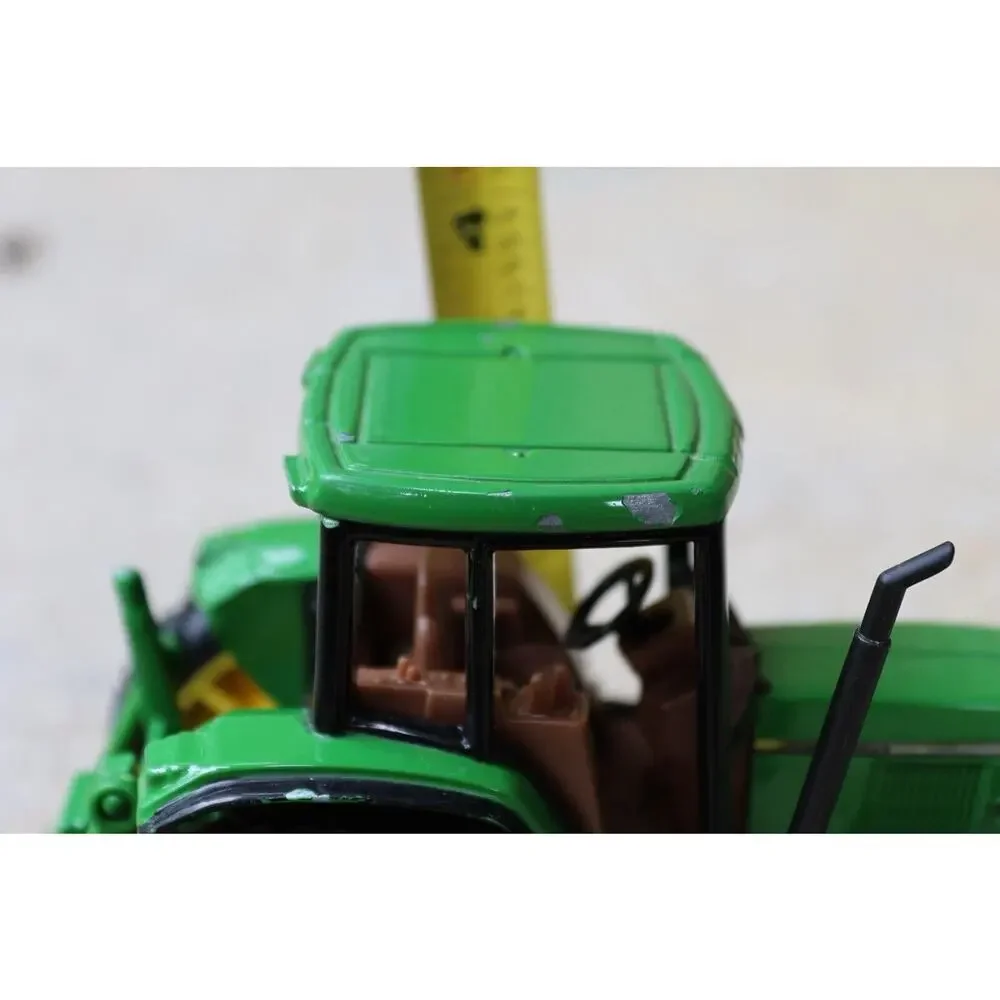 John‎ Deere Toy Tractor Diecast Green and Yellow 6